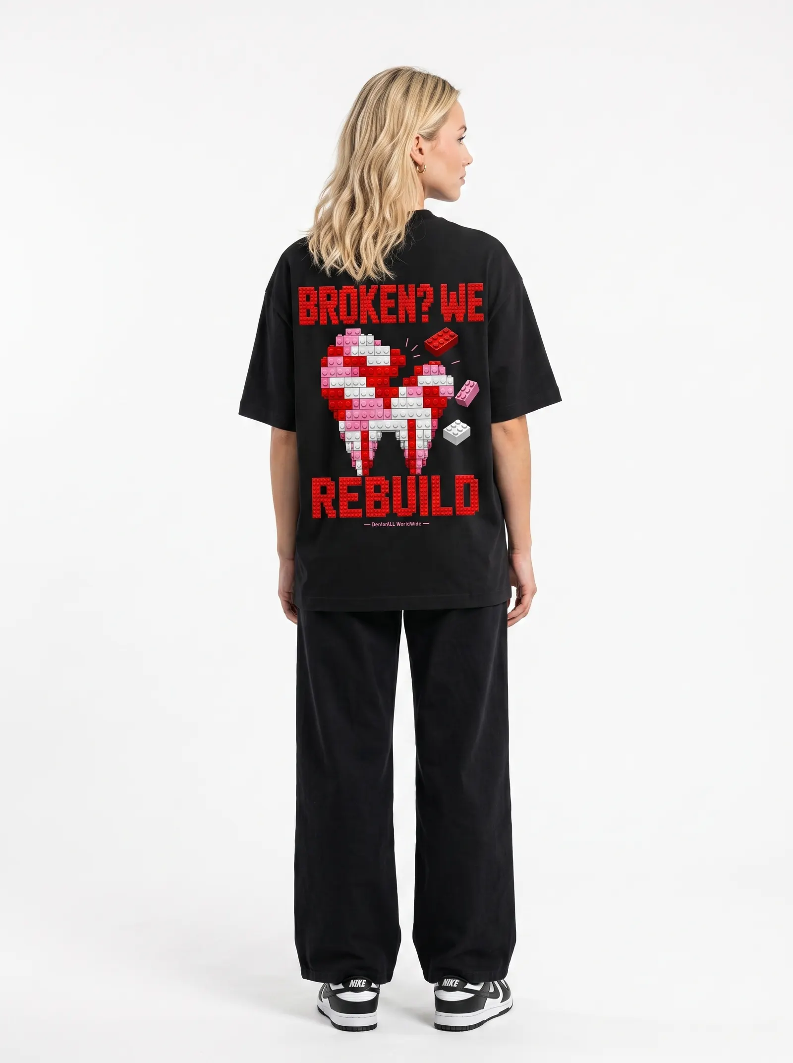 We Rebuild · foto 4